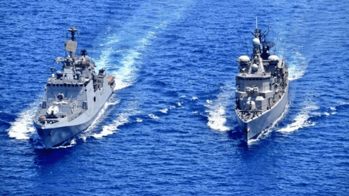 INS Tabar Undertakes Drills With Greek Navy Ship In Mediterranean Sea