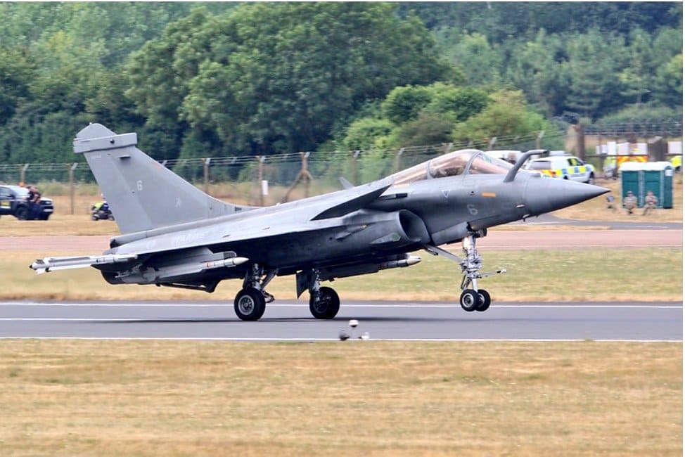 Demonstration Of Rafale-M Fighter For INS Vikrant Begins In Goa